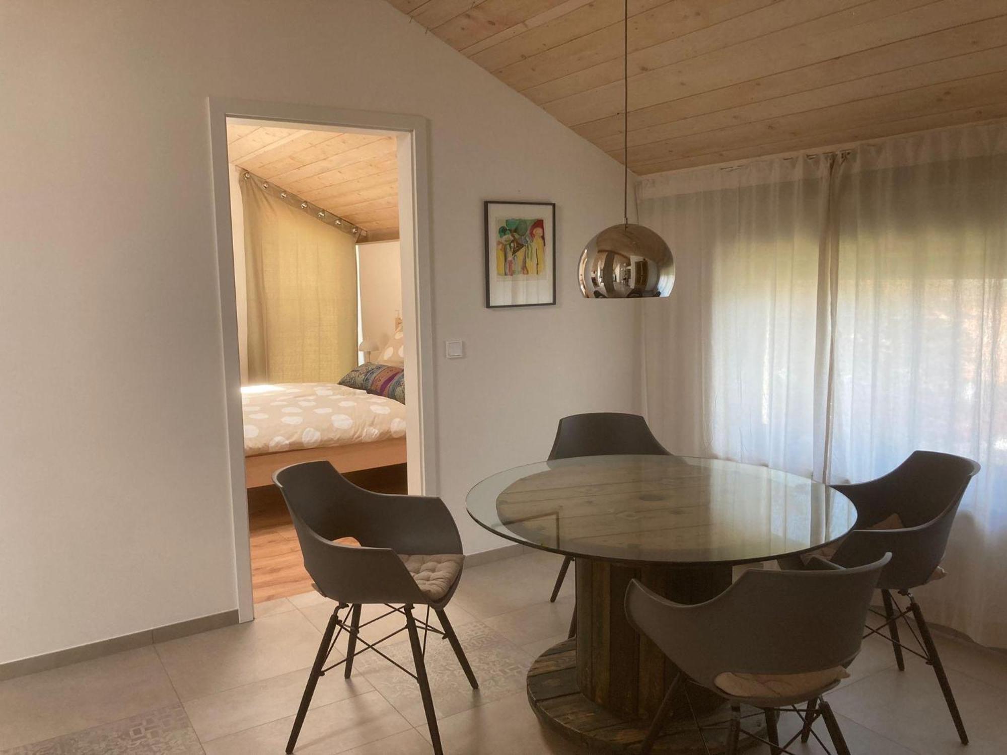 Querhaus Kanzem Bagian luar foto