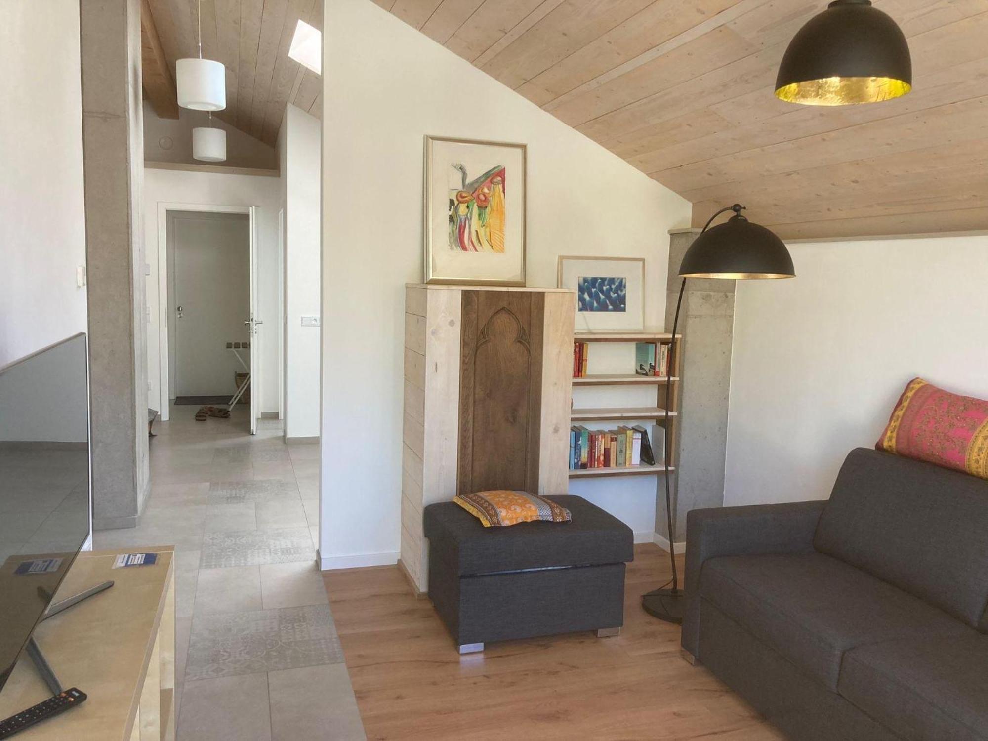 Querhaus Kanzem Bagian luar foto